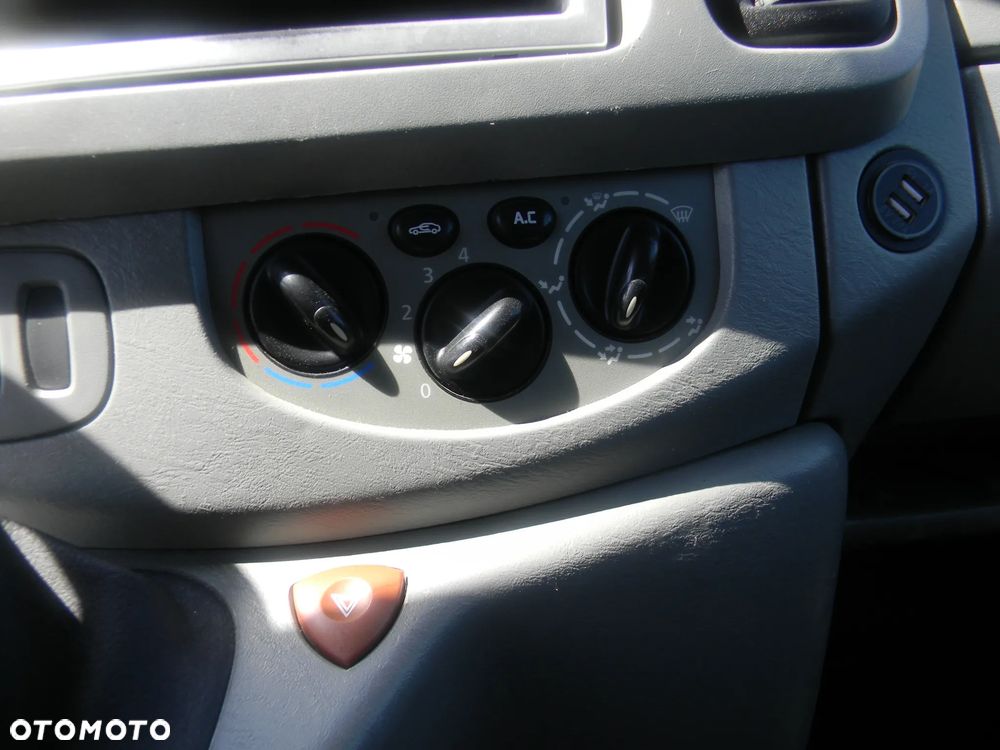 Renault Espace 2.0 dCi FAP Dynamique - 14