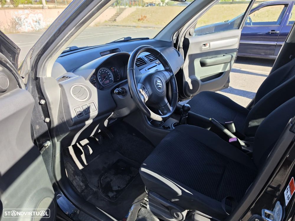 Suzuki Swift 1.3 16V GL - 16