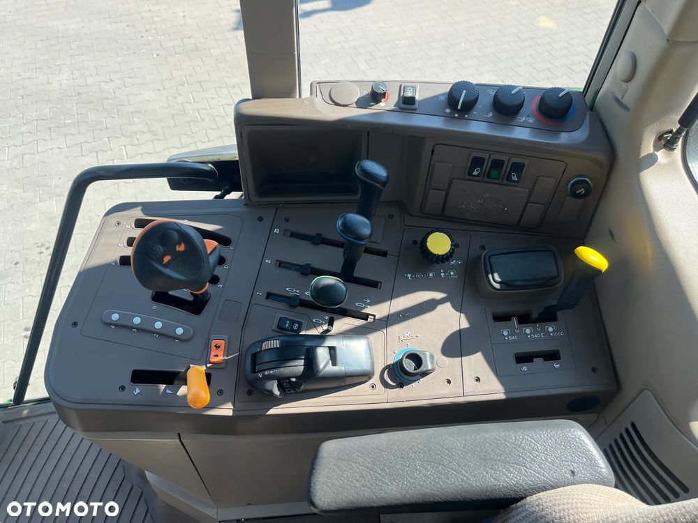John Deere 6630 - 15