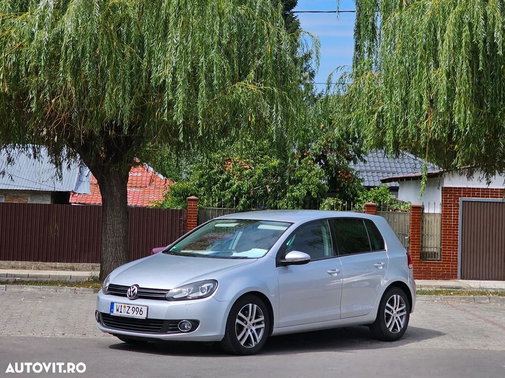 Volkswagen Golf - 10
