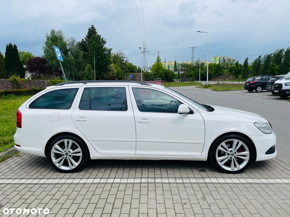 Skoda Octavia 2.0 TDI CR DPF DSG RS - 6