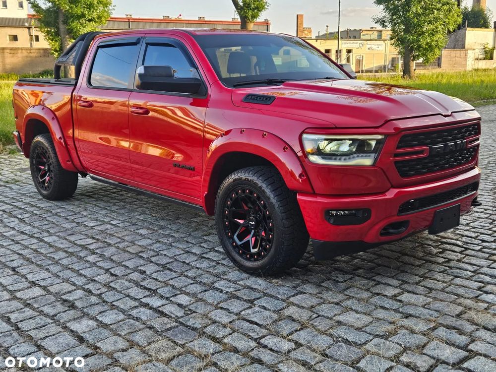 RAM 1500 Crew Cab Sport - 3