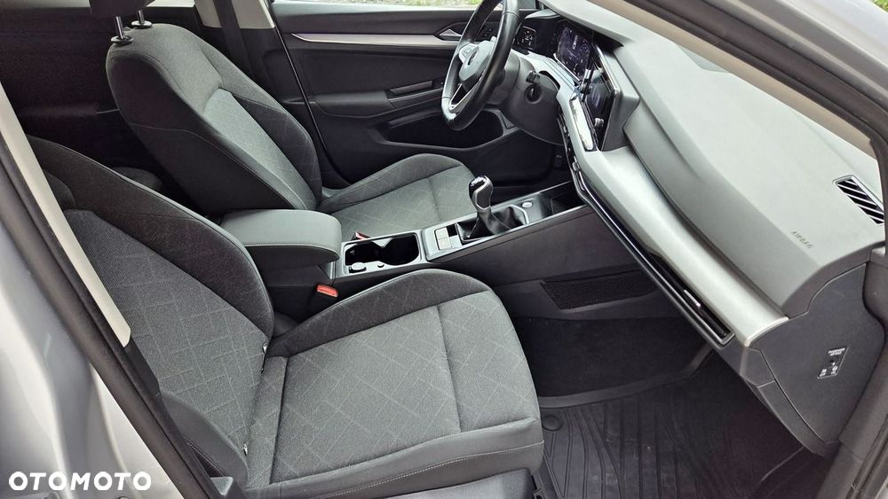 Volkswagen Golf - 30