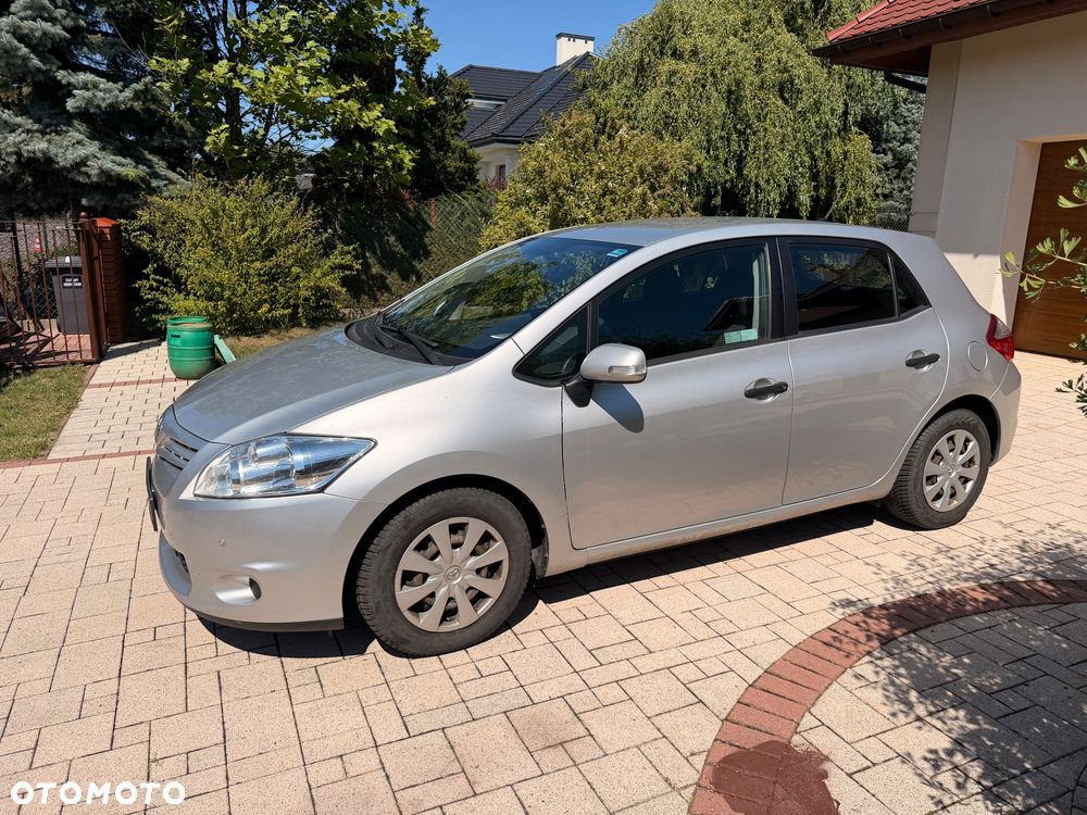 Toyota Auris 1.33 VVT-i Active - 1