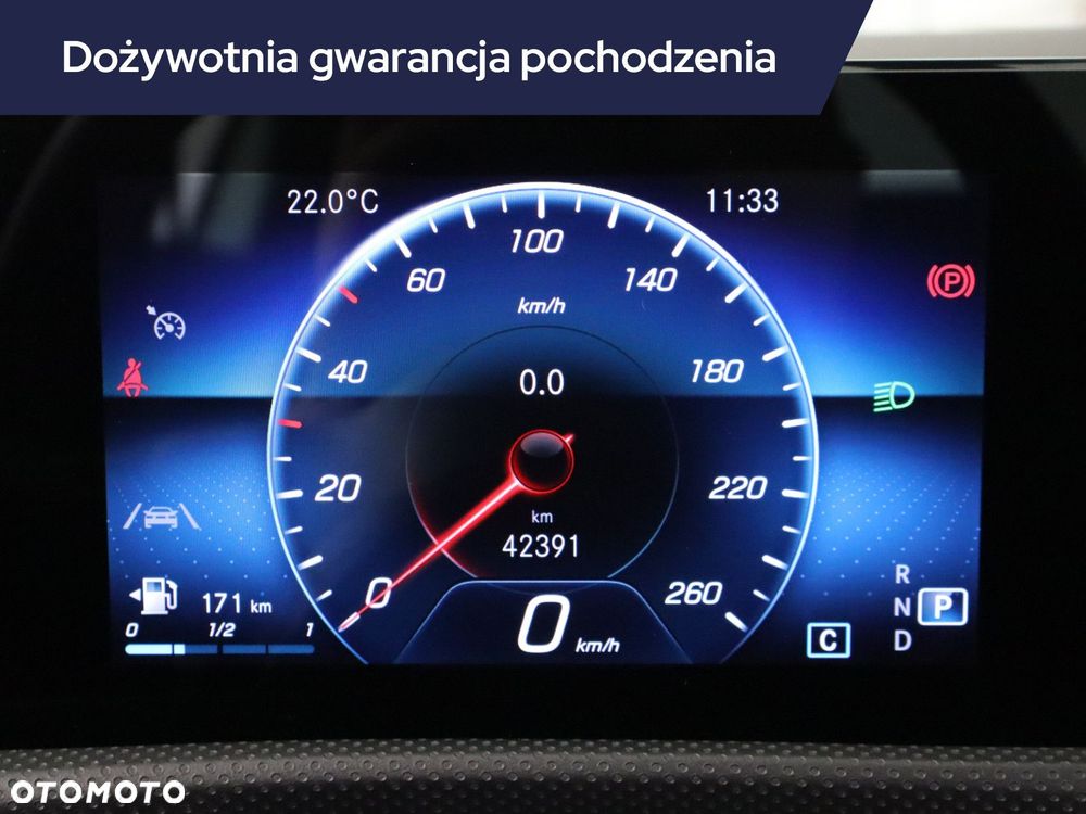 Mercedes-Benz CLA - 12