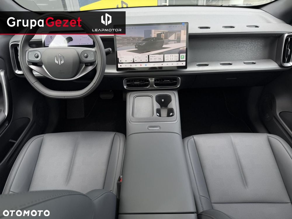 Leapmotor B05 - 11