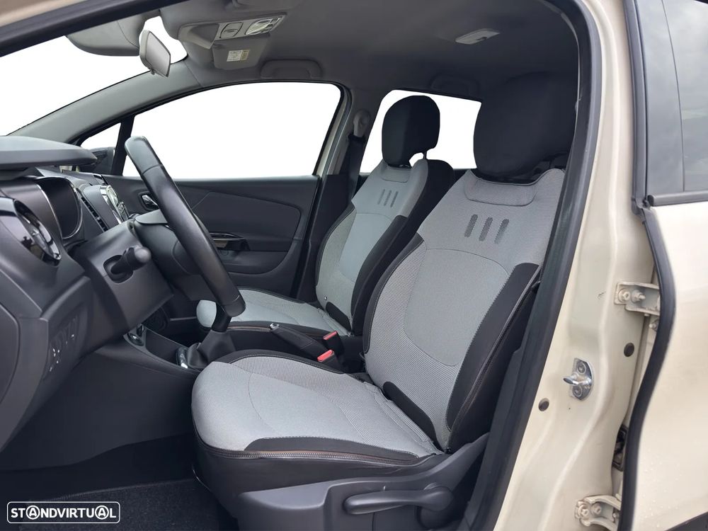 Renault Captur 0.9 TCE Exclusive - 11