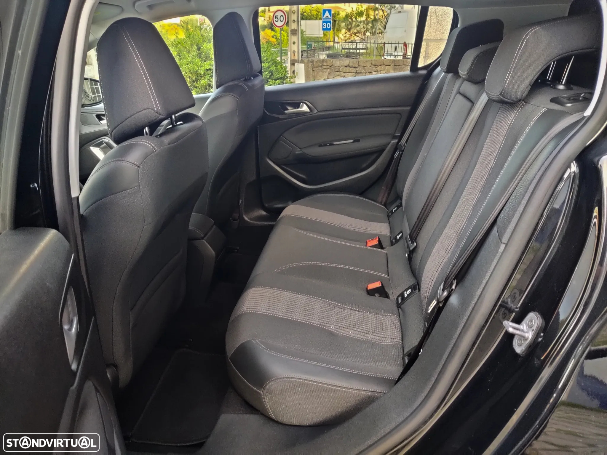 Peugeot 308 1.5 BlueHDi Allure - 16