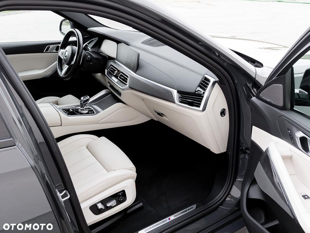 BMW X6 xDrive30d mHEV - 11