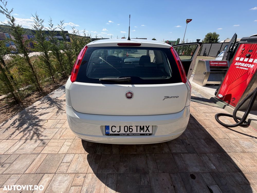 Fiat Punto - 10