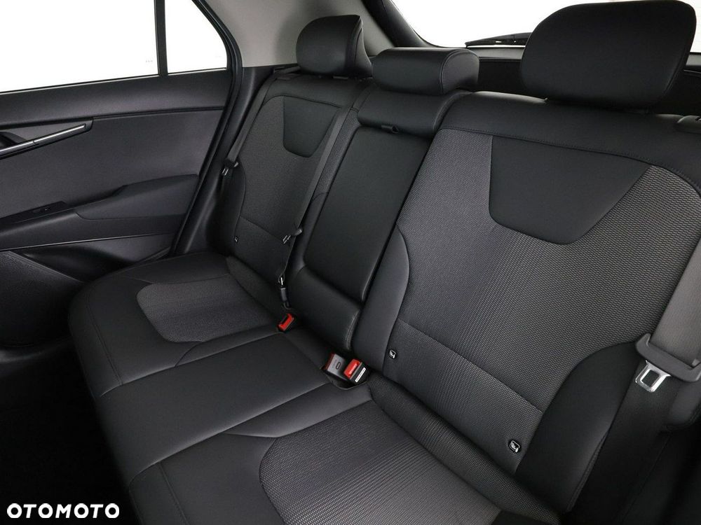 Kia Niro 1.6 GDI Hybrid M - 17