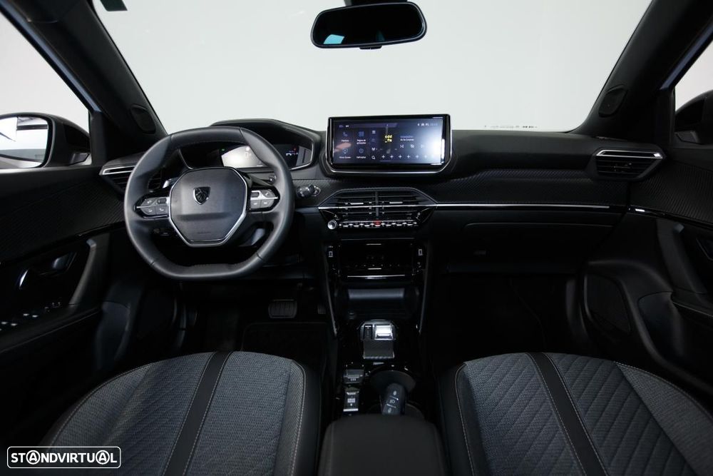 Peugeot 2008 1.2 PureTech Allure EAT8 - 8