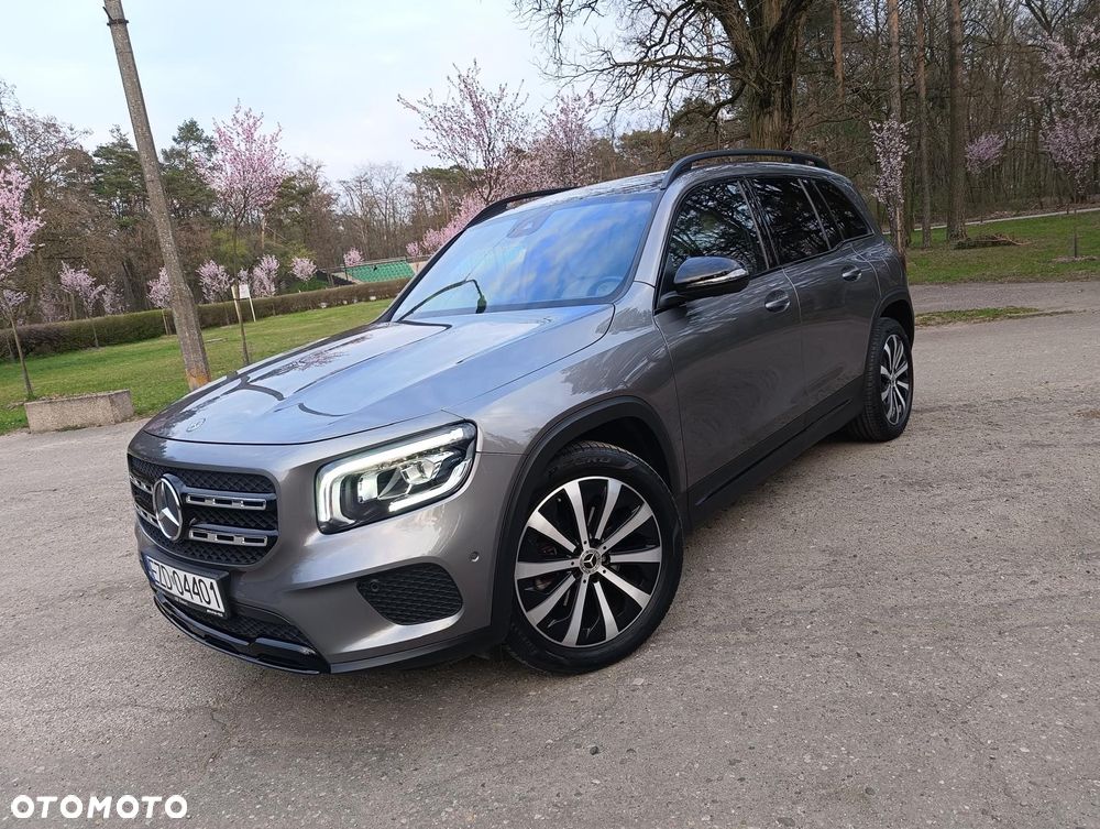 Mercedes-Benz GLB 200 7G-DCT - 2