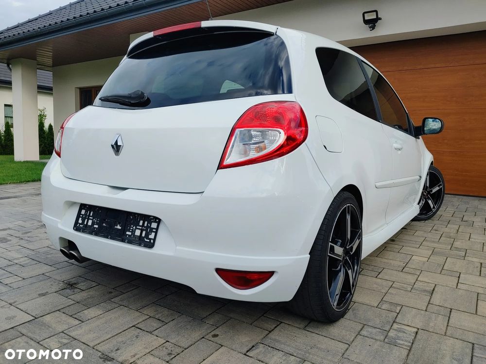 Renault Clio 1.6 16V GT - 16