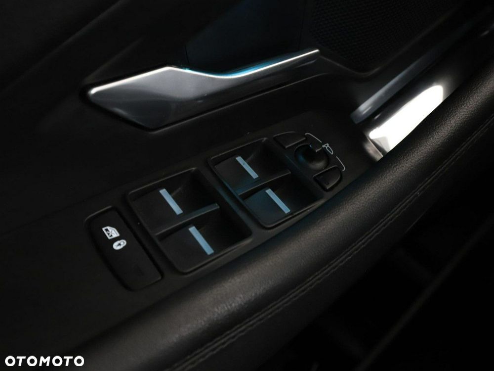 Jaguar E-Pace P200 AWD - 36