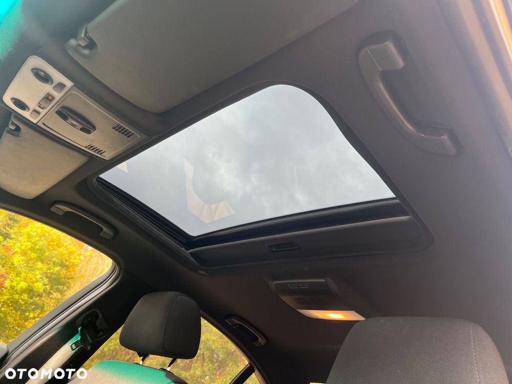 BMW Seria 3 318i Edition Lifestyle - 8