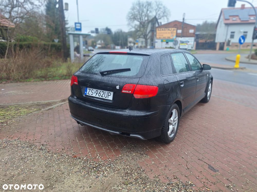 Audi A3 Sportback 1.6 FSI Ambition - 13