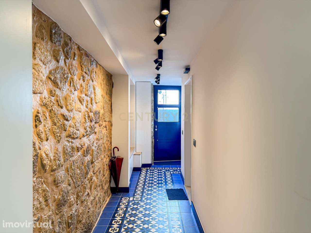 Novo Empreendimento R.D Lofts-T1 com Logradouro(28.70m2) - Grande imagem: 2/17