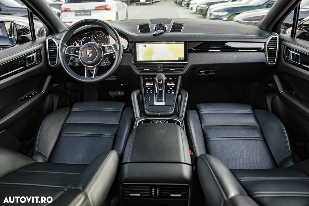 Porsche Cayenne Tiptronic S - 14