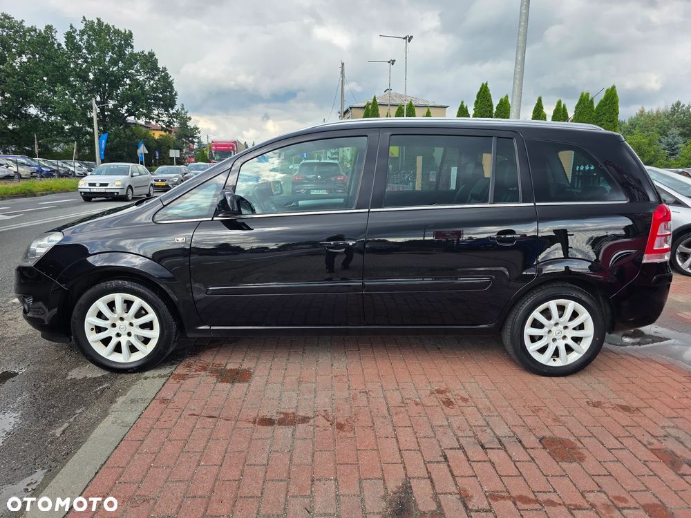 Opel Zafira 1.8 Design Edition - 8
