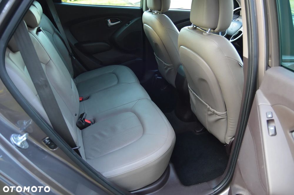 Hyundai ix35 2.0 CRDi 4WD Automatik Premium - 6