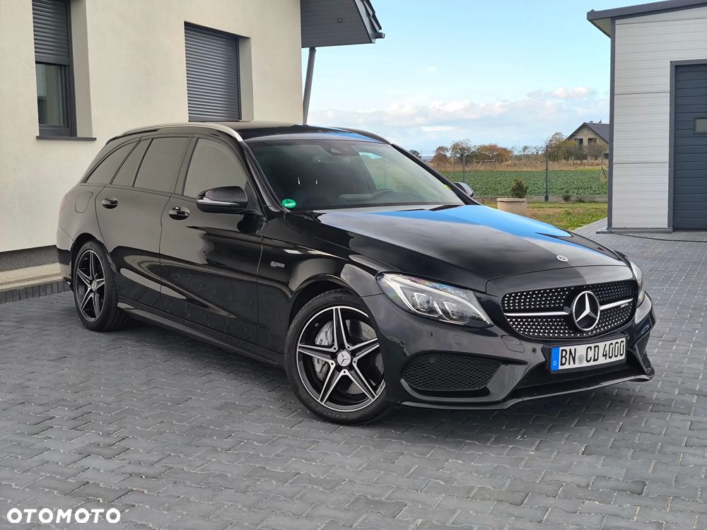 Mercedes-Benz Klasa C AMG 43 4-Matic - 2
