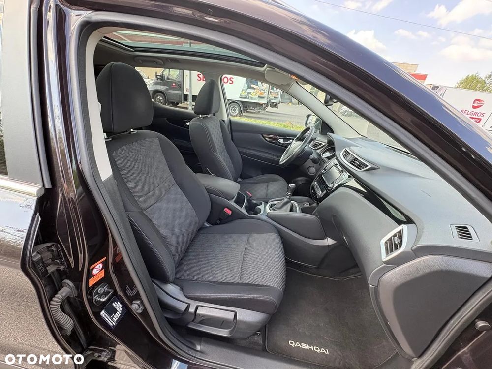 Nissan Qashqai 1.6 DIG-T N-Connecta - 12