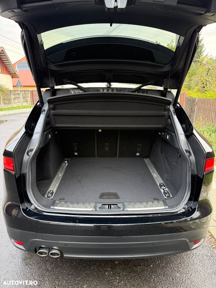 Jaguar F-Pace 20d AWD R-Sport - 9