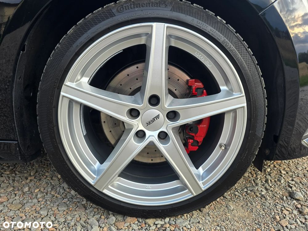 Ford Focus 2.0 EcoBoost ST mit Leder-Exclusiv-Paket - 18