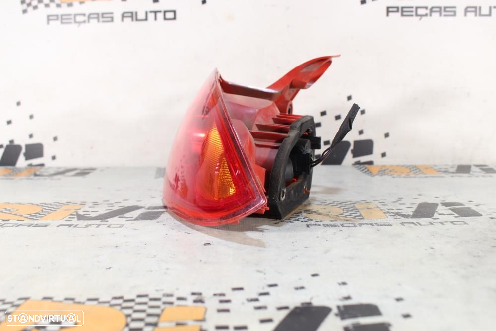 Farolim Direito Seat Leon (1P1)  Farolim Direito Do Chassi Seat Leon 1 - 4