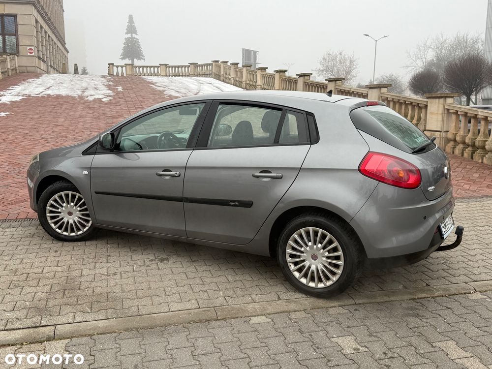 Fiat Bravo 1.4 T-JET 16V Dynamic - 30