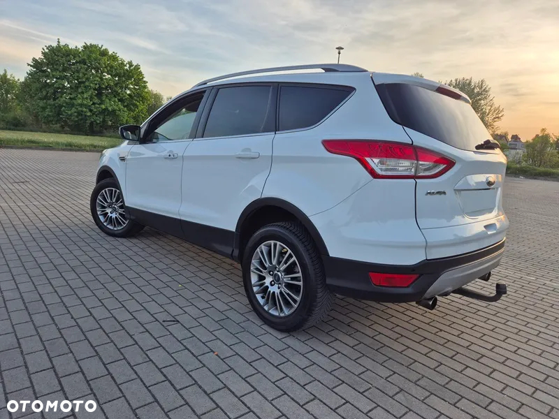 Ford Kuga - 2