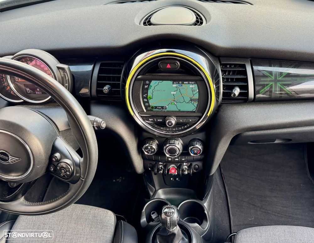 MINI 3 Portas - 4