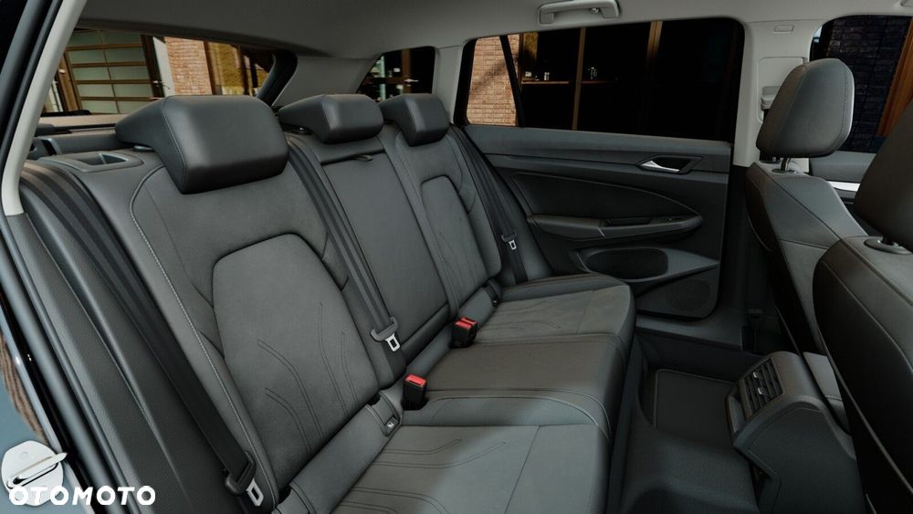 Volkswagen Golf - 13