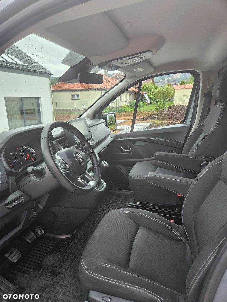 Renault Trafic - 18