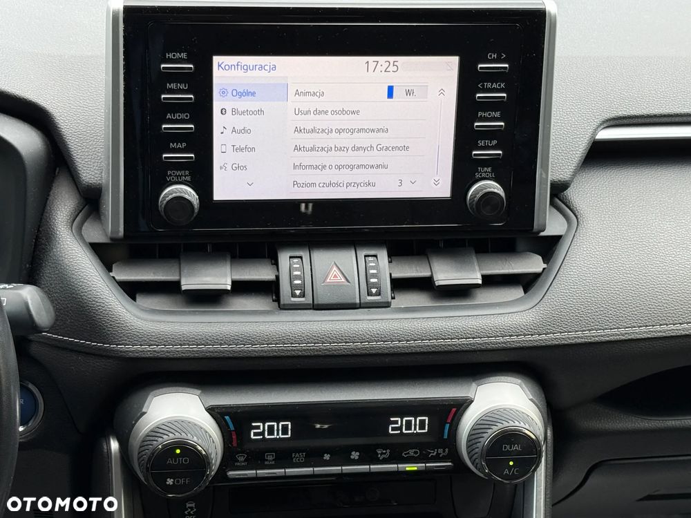 Toyota RAV4 - 11