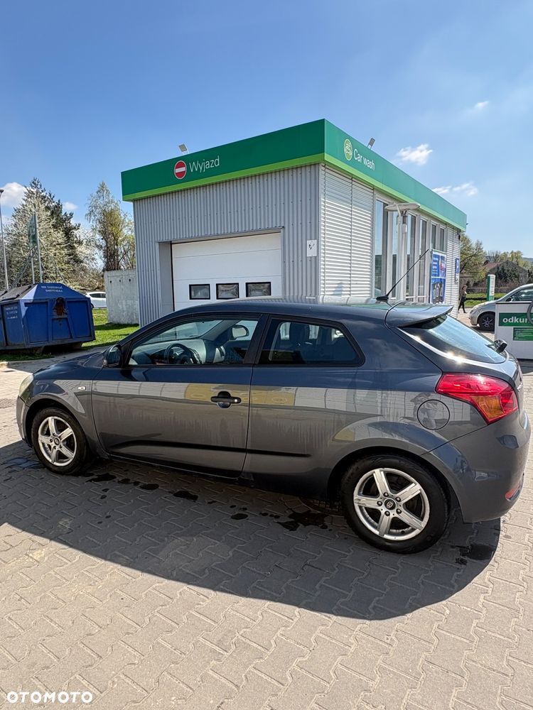 Kia ProCeed 1.6 Crdi Comfort + - 1