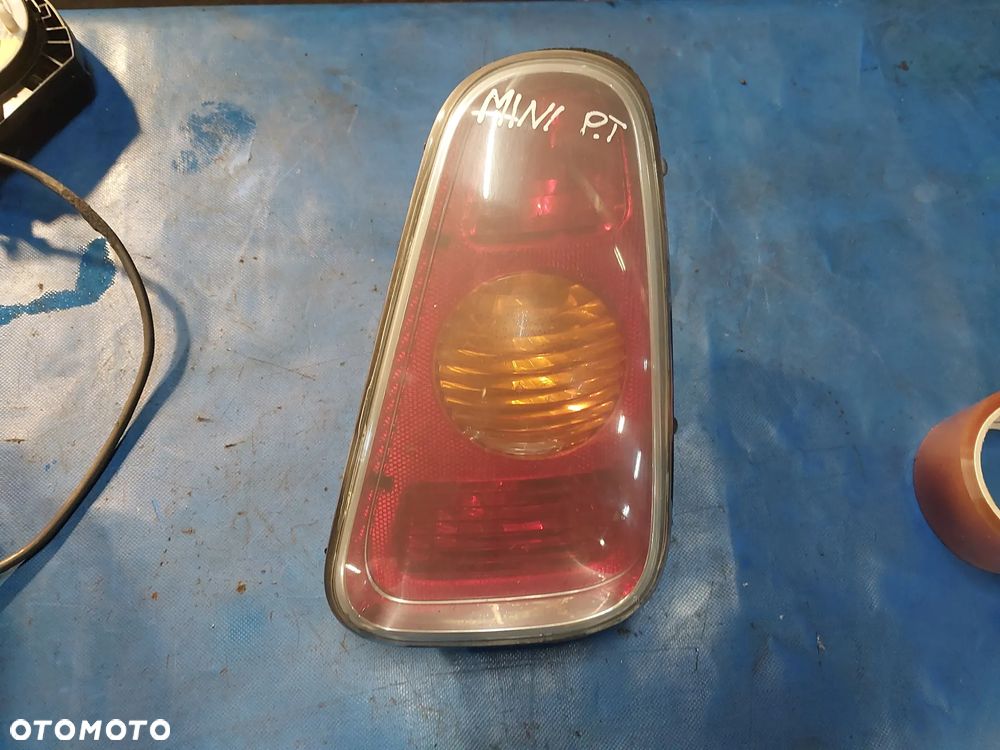 Mini Cooper One R50 lampa Prawa tylna  tył Europa wkład kompletna oryginał wkład lampy lewej - 1