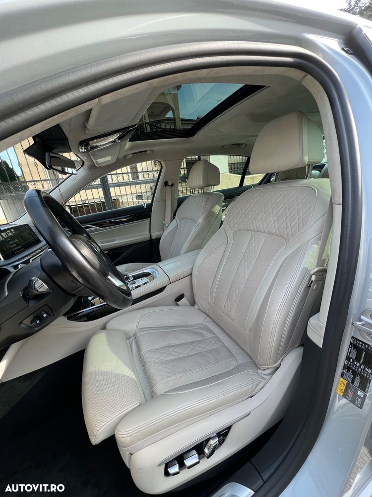BMW Seria 7 740Le xDrive iPerformance - 7
