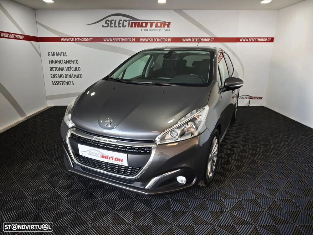 Peugeot 208 1.2 PureTech Allure - 1