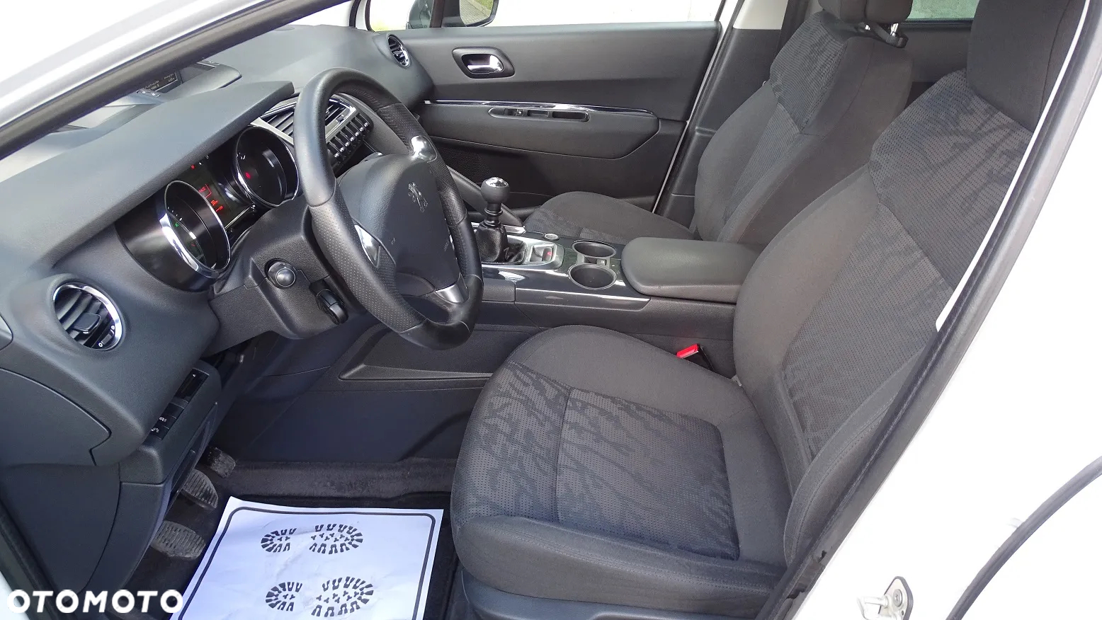Peugeot 3008 1.6 HDi Active - 11