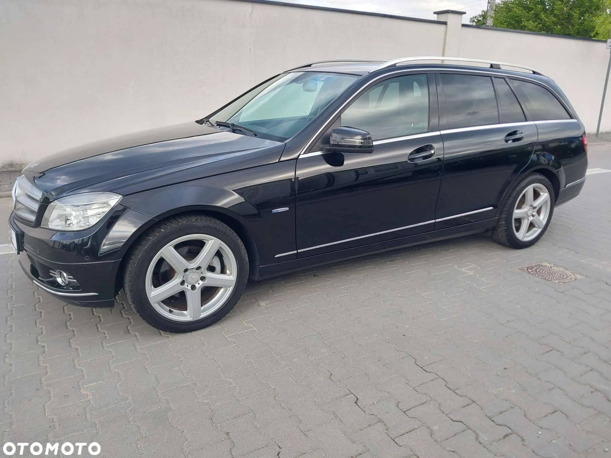Mercedes-Benz Klasa C 180 CGI BlueEff Elegance - 2