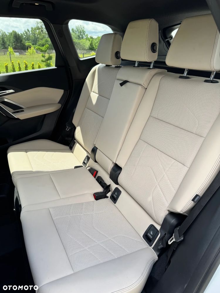 BMW X1 - 24