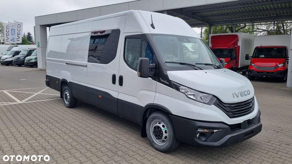 Iveco Daily / Pewny partner w biznesie ! - 9