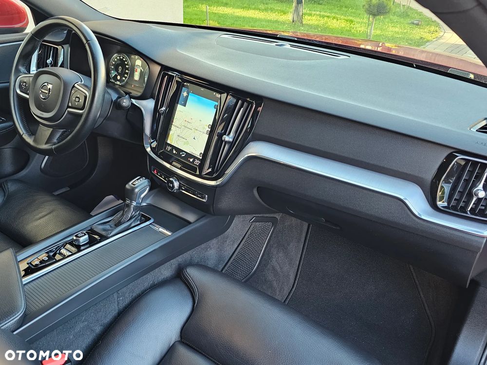 Volvo V60 D3 Geartronic Momentum Pro - 31