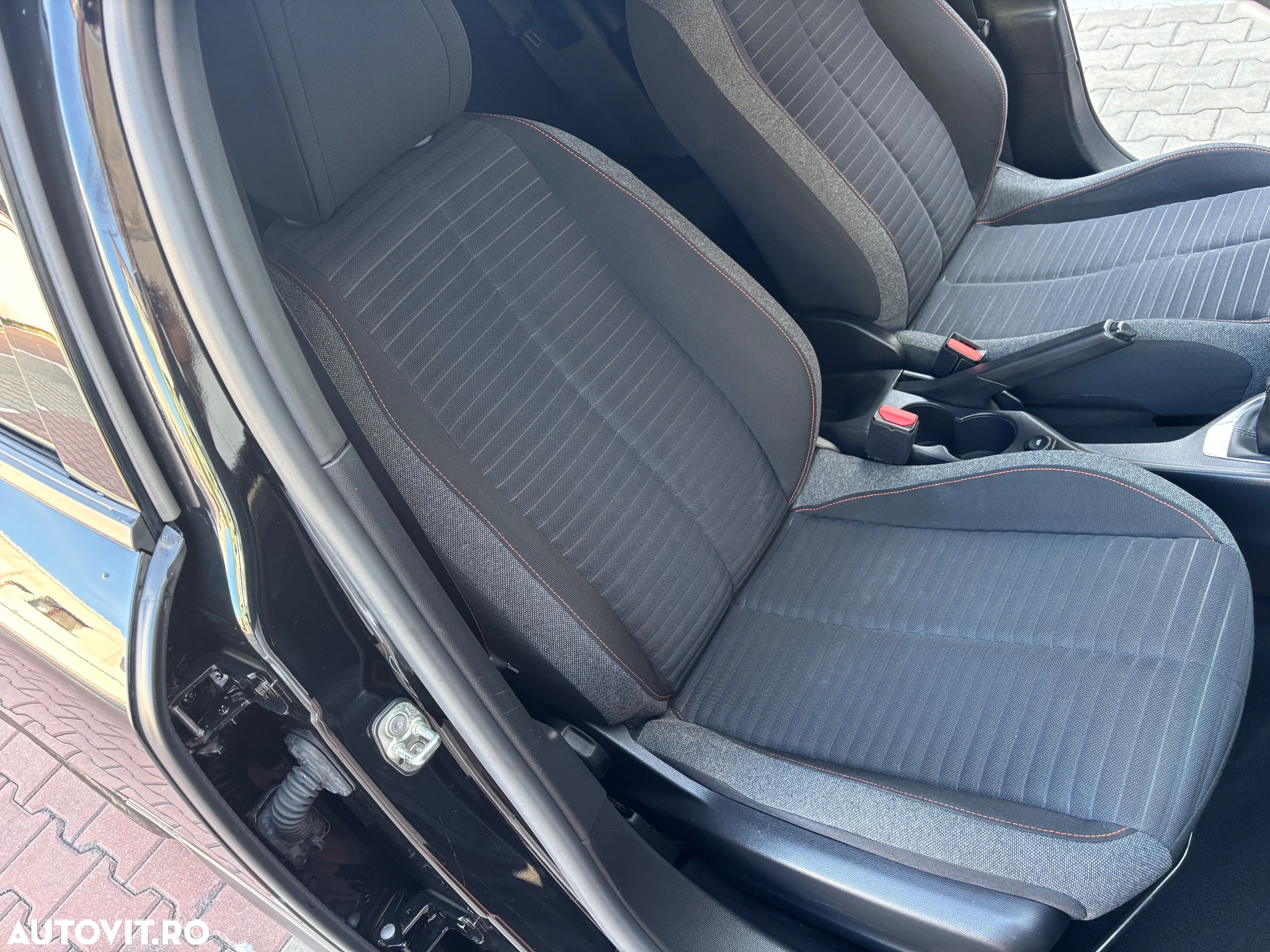 Peugeot 2008 1.5 BlueHDI FAP Active - 21