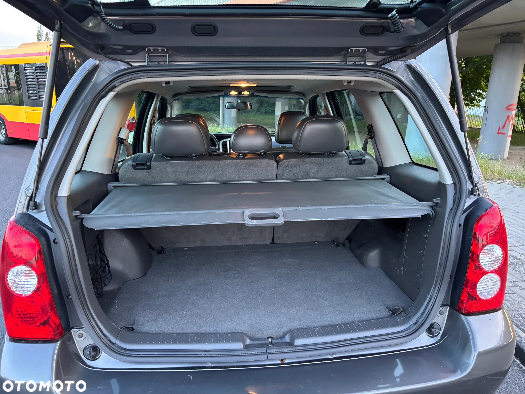 Mazda Tribute 2.3 Comfort - 6