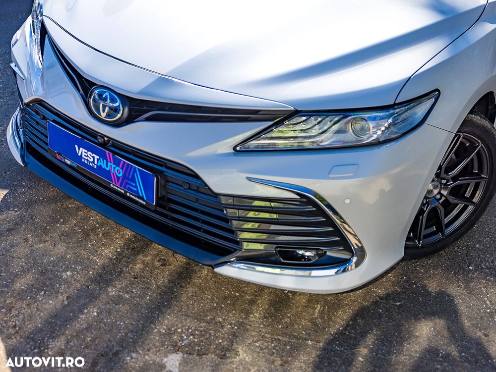 Toyota Camry 2.5 Hybrid Exclusive - 37
