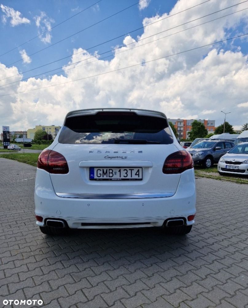 Porsche Cayenne - 7