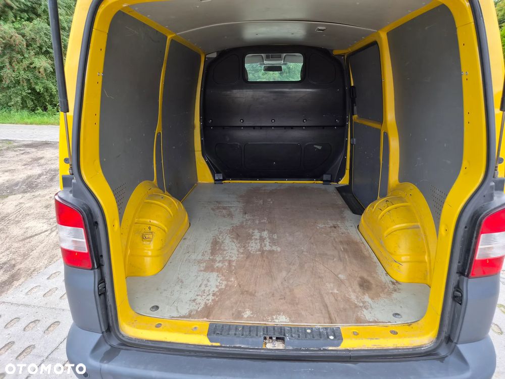 Volkswagen Transporter - 8